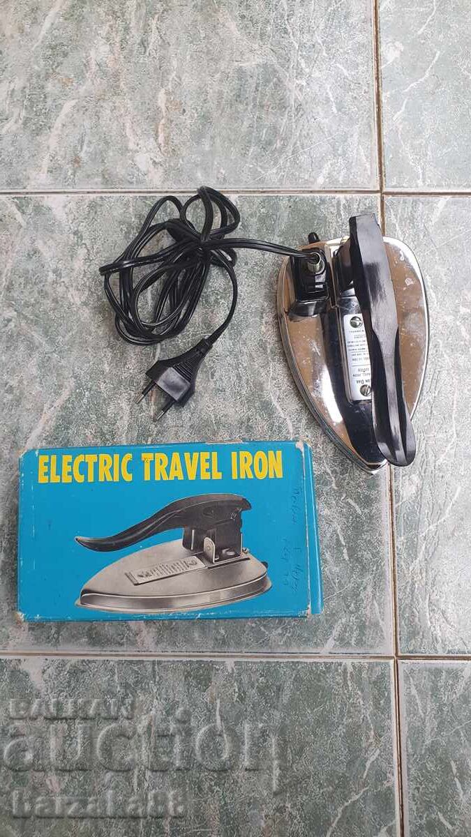Fier de călcat turistic mic cu cutie Fier de călcat turistic mic cu cutie