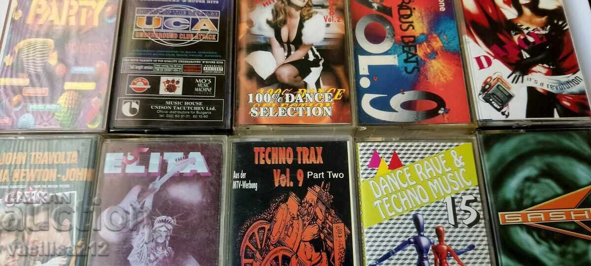Παρτίδα κασέτες, techno μουσική και άλλα με τιμή € 5.00 | 9.78 BGN Παρτίδα κασέτες, techno μουσική και άλλα με τιμή € 5.00 | 9.78 BGN