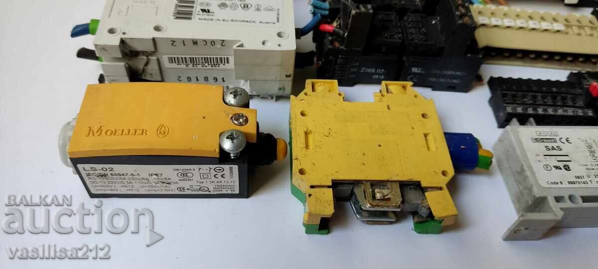 Electronic scrap with price € 3.00 | 5.87 BGN