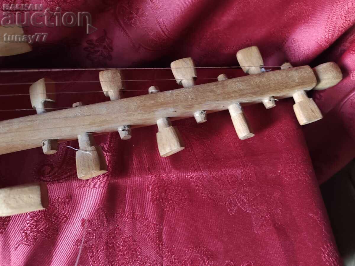 Δυτικοαφρικανικό έγχορδο όργανο της οικογένειας της άρπας - 7