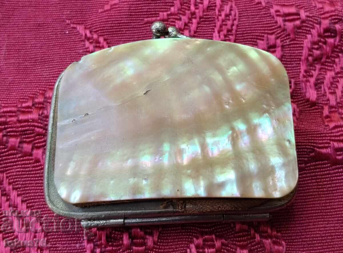 Collectible miniature purse box sedef 19th c with price € 90.00 | 176.03 BGN