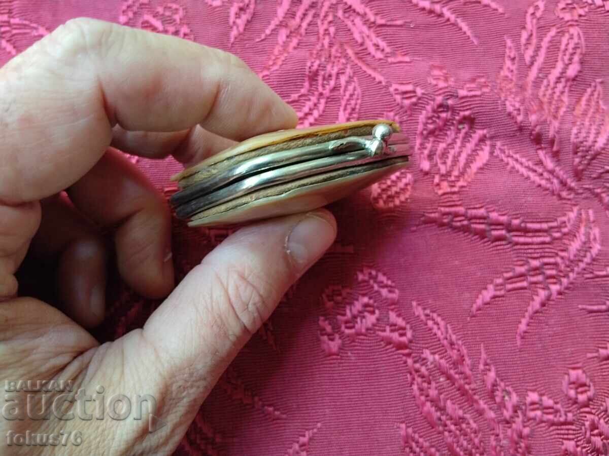 Delivery of Collectible miniature purse box sedef 19th c