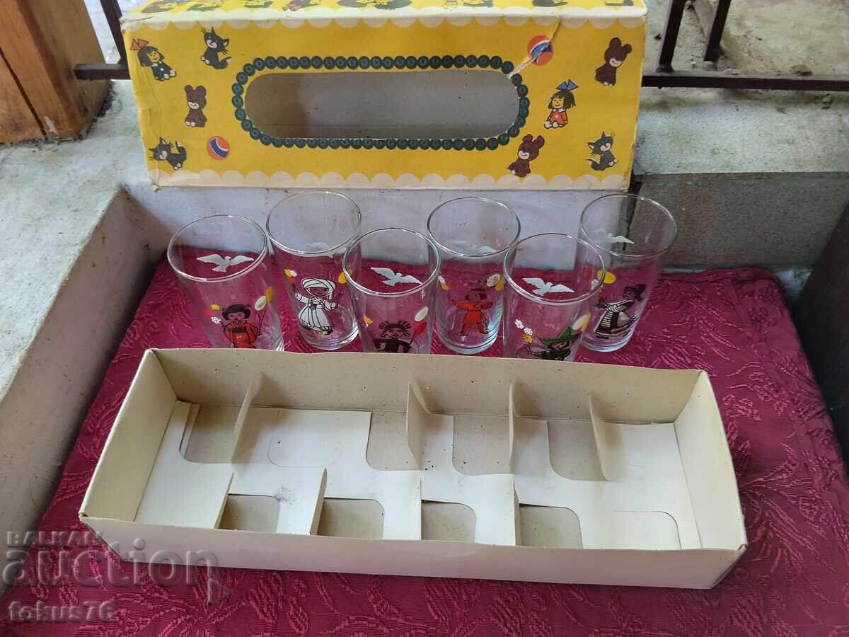 Set vechi de 6 cănițe pentru copii, în cutia originală - 6 Set vechi de 6 cănițe pentru copii, în cutia originală - 6