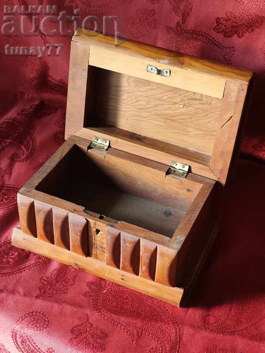 Vintage solid wood box with with price € 5.00 | 9.78 BGN