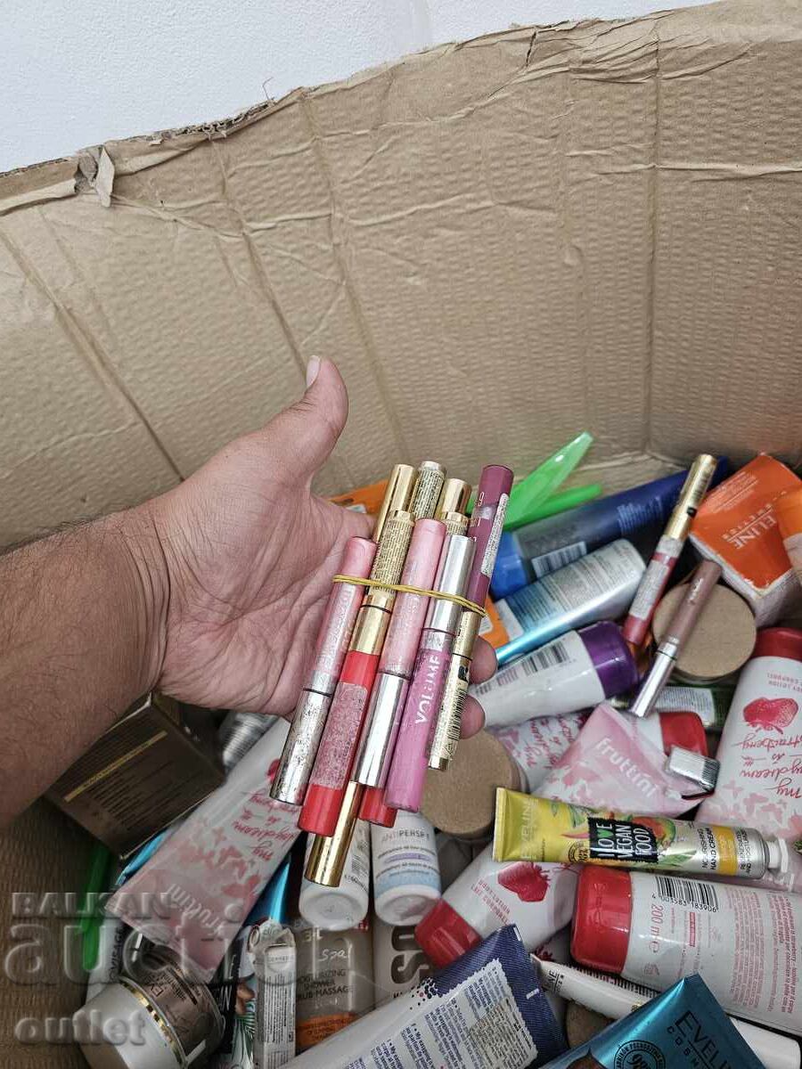Cosmetics Lot - 5 Cosmetics Lot - 5