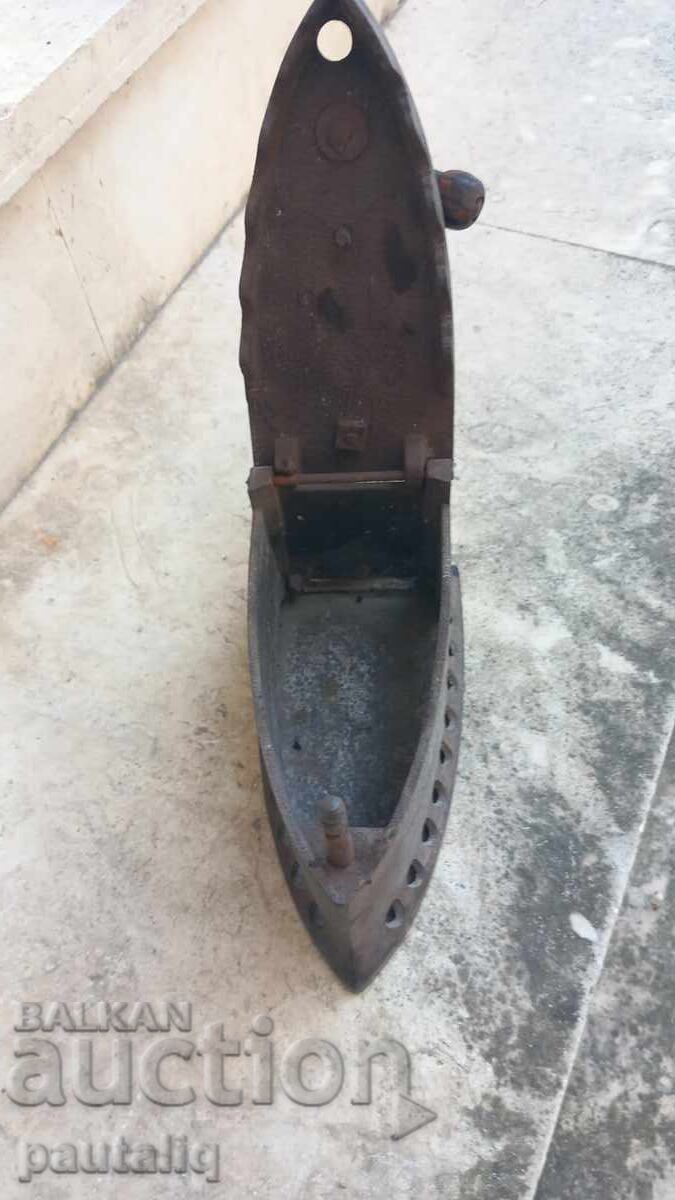 Ένα παλιό σίδερο στη φωτιά - 5