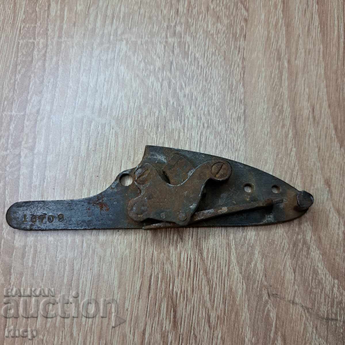 Auction A.J. Aubrey rare antique shotgun mechanism Auction A.J. Aubrey rare antique shotgun mechanism