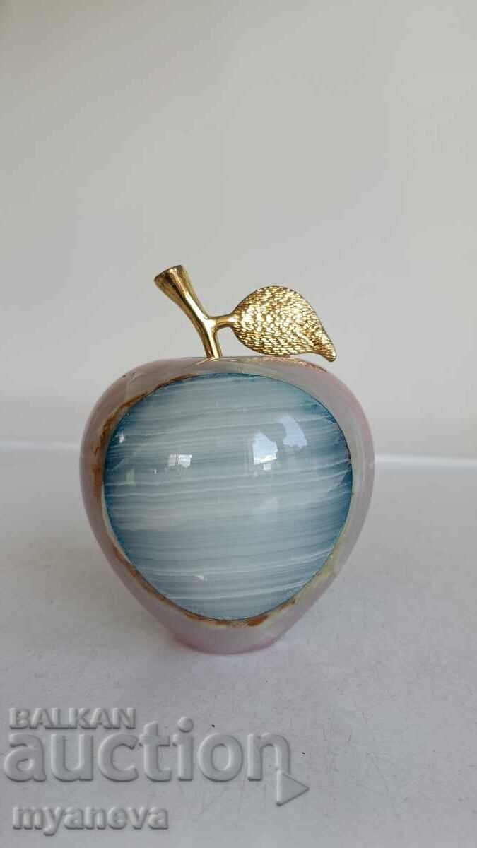 Apple, handmade from Pakistani onyx with price € 20.00 | 39.12 BGN