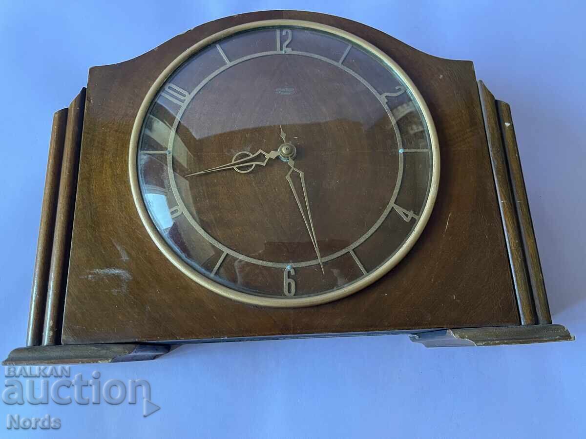Επιτραπέζιο ξύλινο ρολόι τζακιού