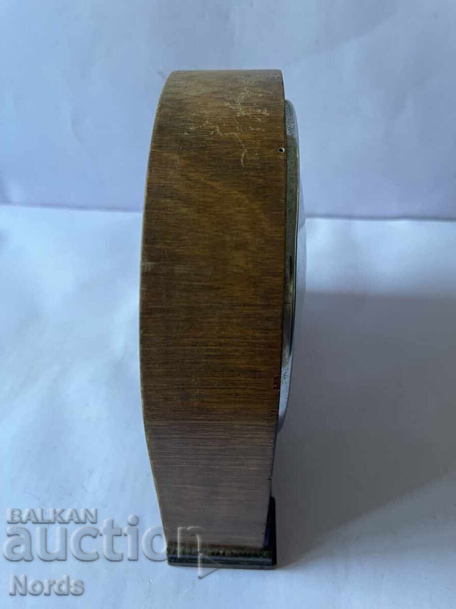 Auction  Mechanical wooden clock