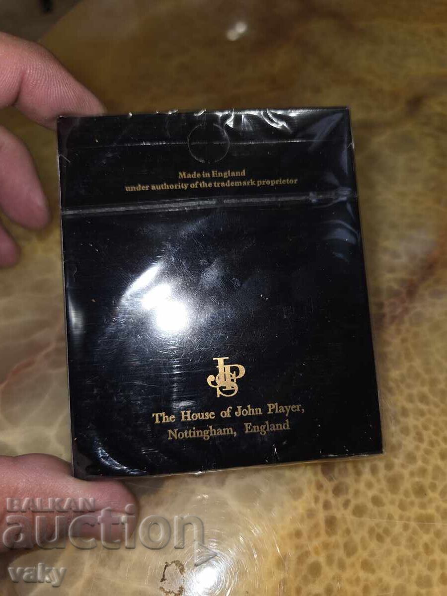 Delivery of Two packs of cigarettes, unopened, tax stamp period CORE Delivery of Two packs of cigarettes, unopened, tax stamp period CORE