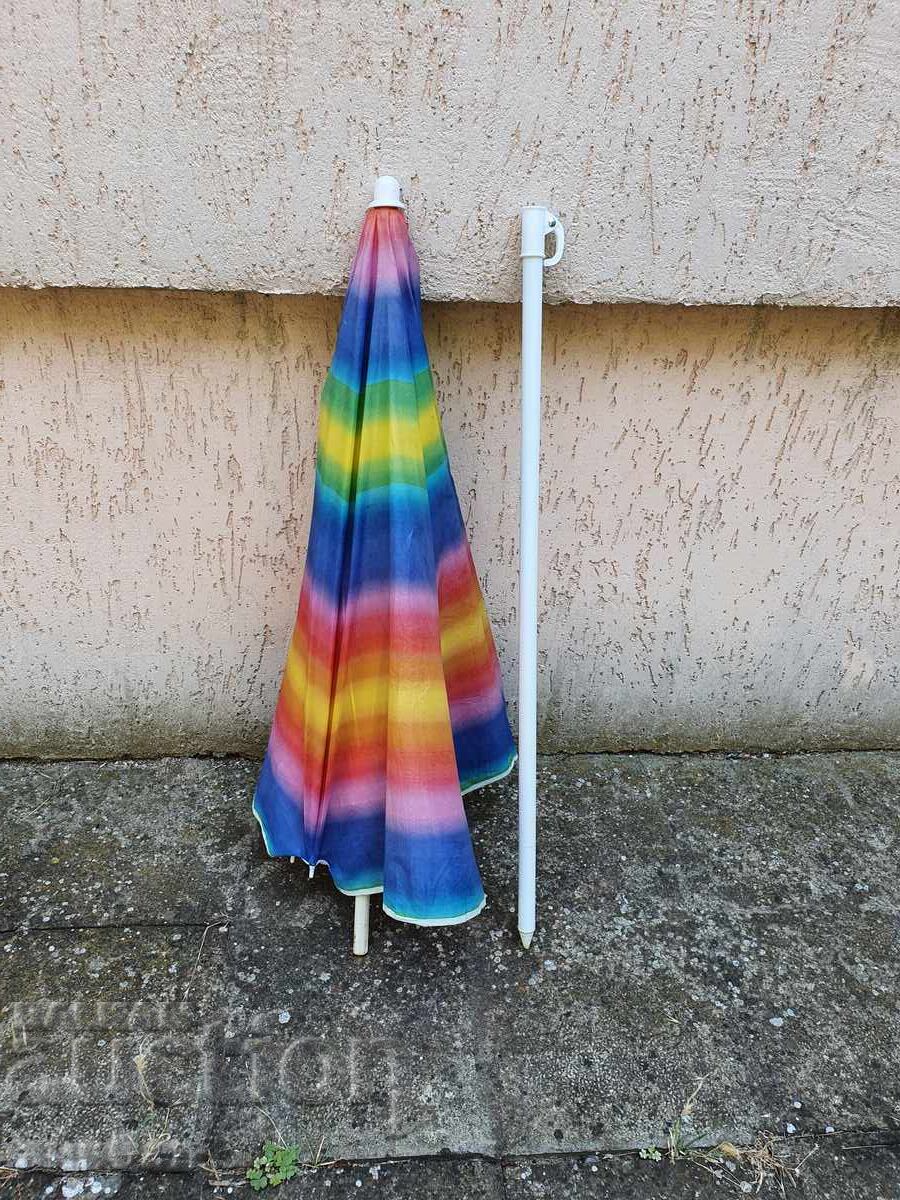 Vând umbrelă de plajă, aproape nouă, de la 1 st Vând umbrelă de plajă, aproape nouă, de la 1 st