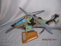 elicopter de lemn