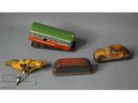 Lot jucării vechi din metal, mașinuțe mecanice, figurină cocoș