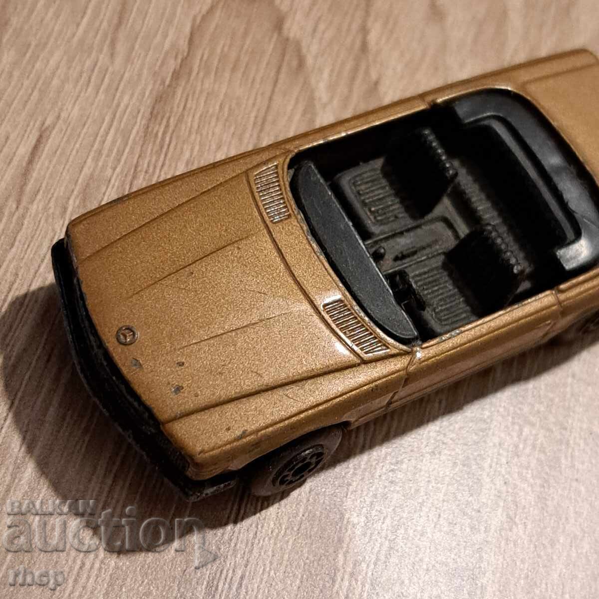 Licitație Mașinuță Mercedes BG Dinky Matchbox