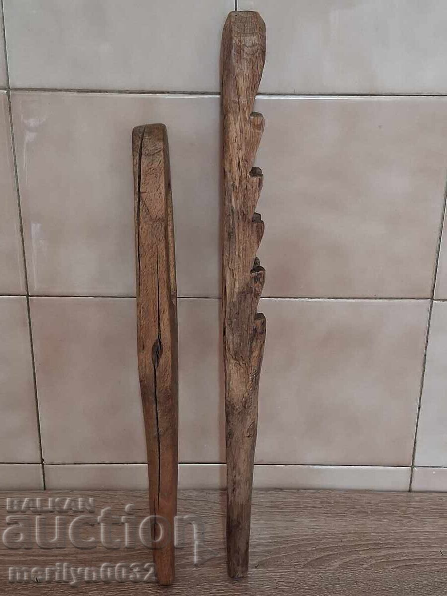 Bătător vechi de covoare din lemn 2 bucăți bâte din lemn bâtă obiecte din lemn cu preț € 28.94 | 56.60 BGN