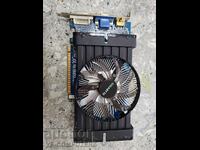 Видео карта GIGABYTE Radeon HD 6670
