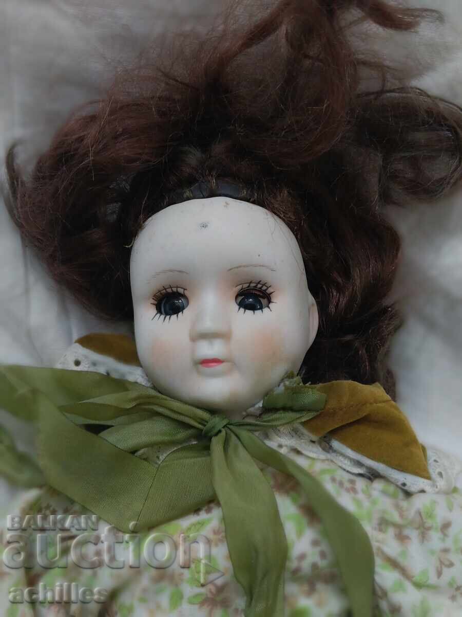 44 cm doll with price € 10.00 | 19.56 BGN