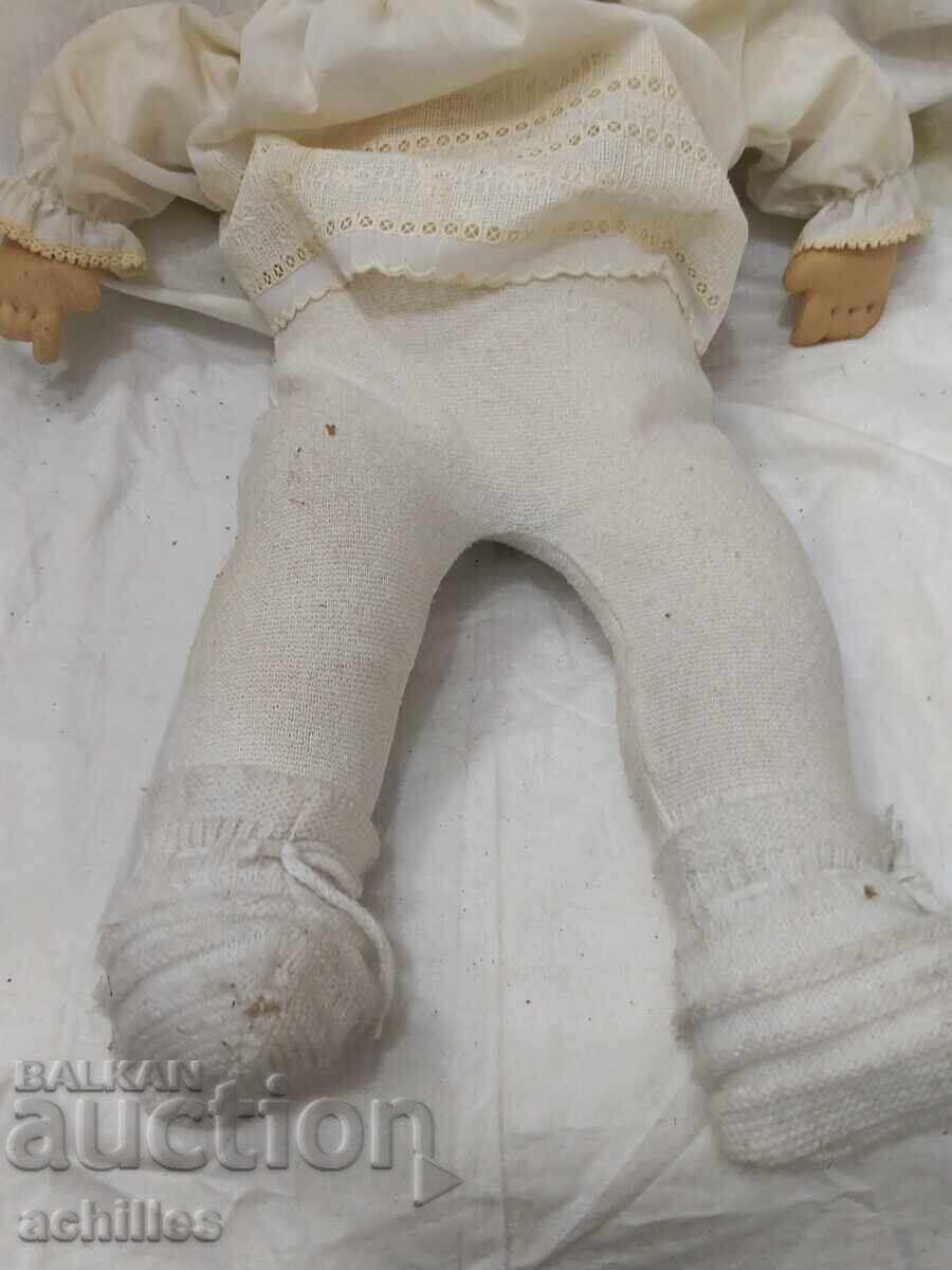 Licitație Păpușă 63 cm Licitație Păpușă 63 cm