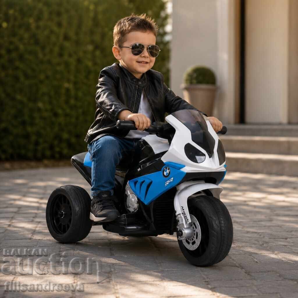 Акумулаторен детски мотор BMW S1000RR 6V – Светещи Фарове и с цена € 75.00 | 146.69 лв. Акумулаторен детски мотор BMW S1000RR 6V – Светещи Фарове и с цена € 75.00 | 146.69 лв.