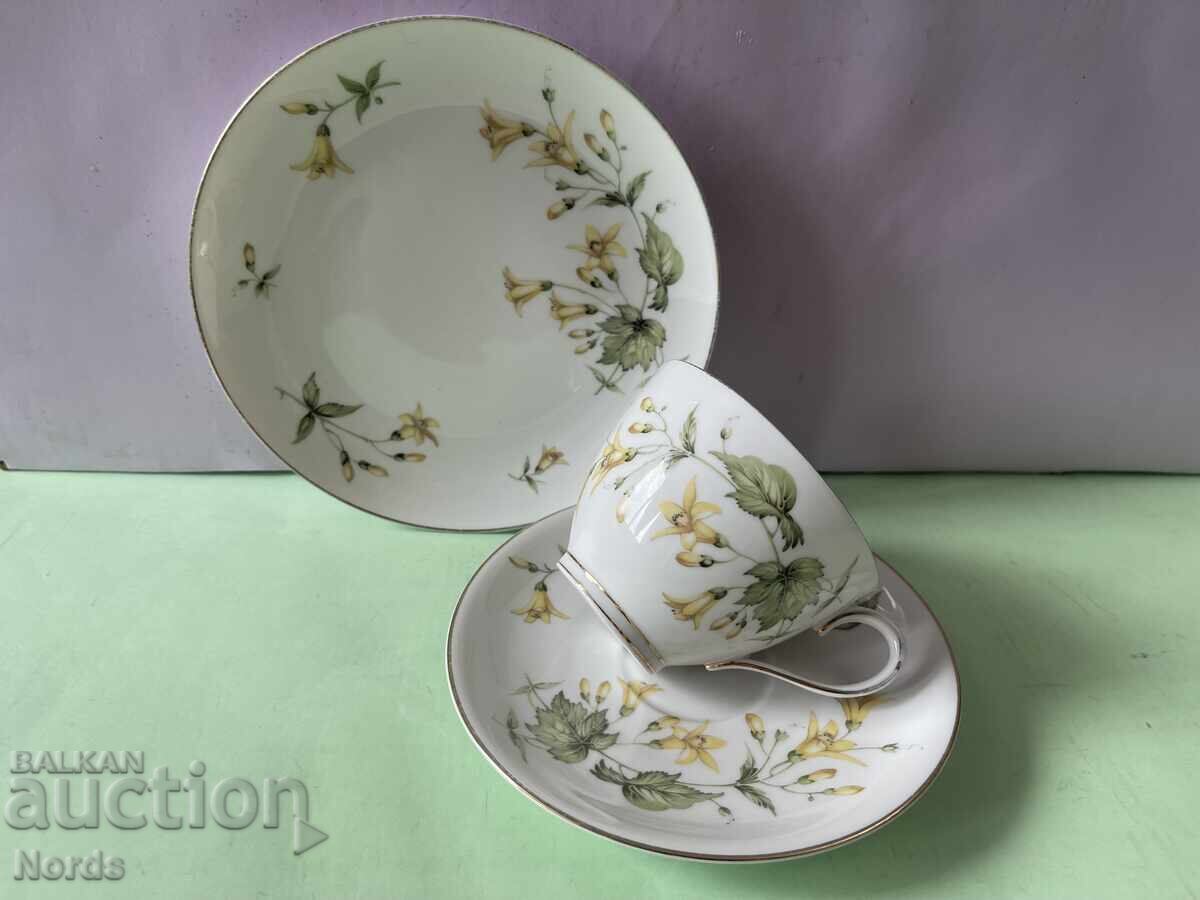 Delivery of German triple tea set