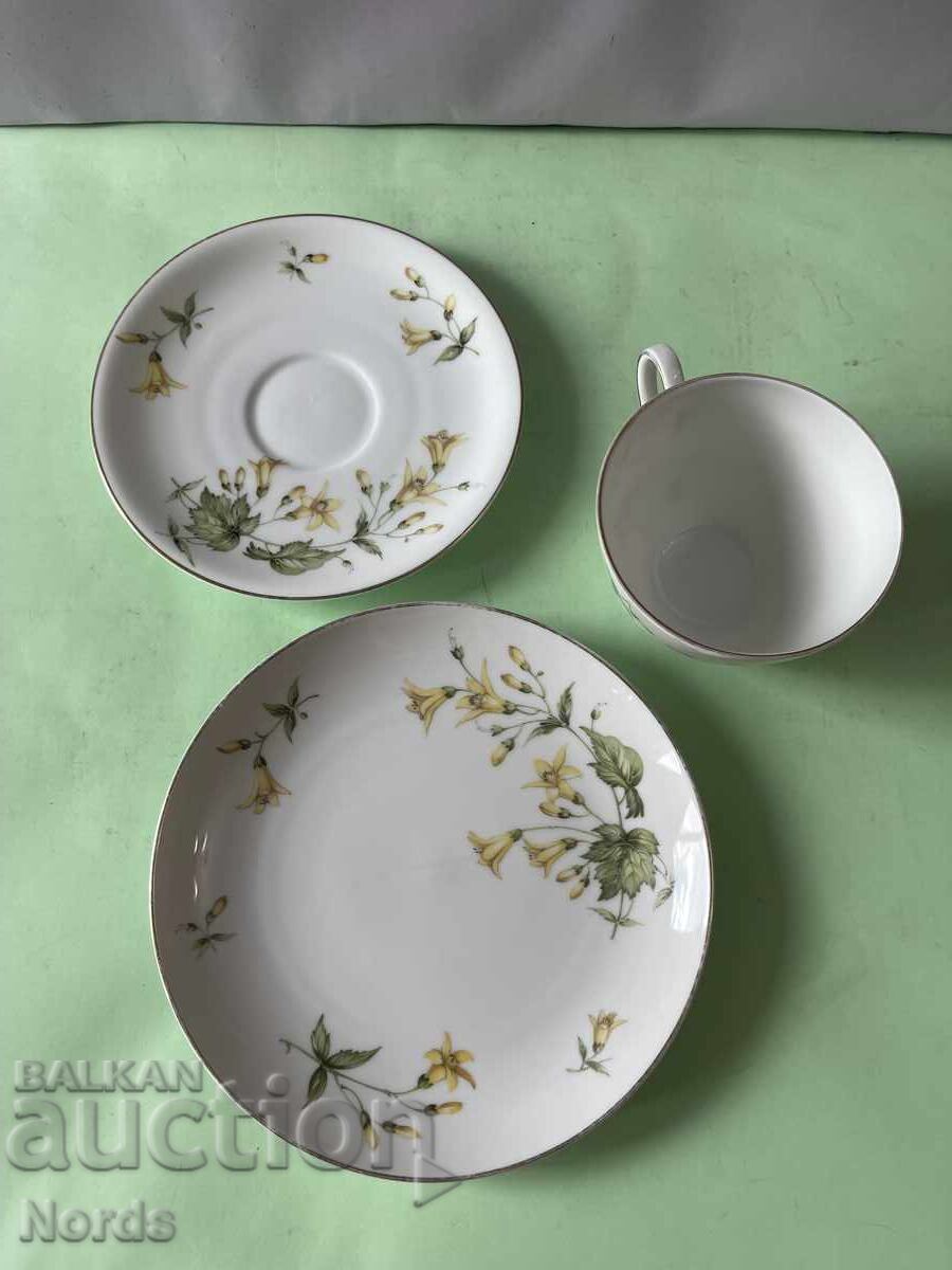 Delivery of German triple tea set