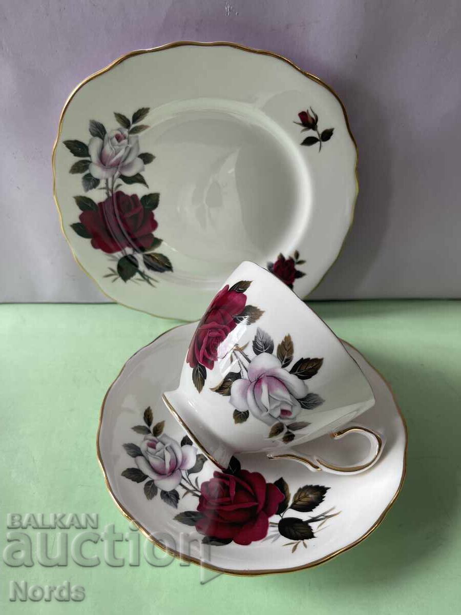 Delivery of Beautiful English triple tea set