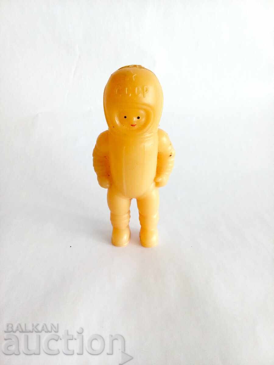 Delivery of Retro toy from the USSR, cosmonaut