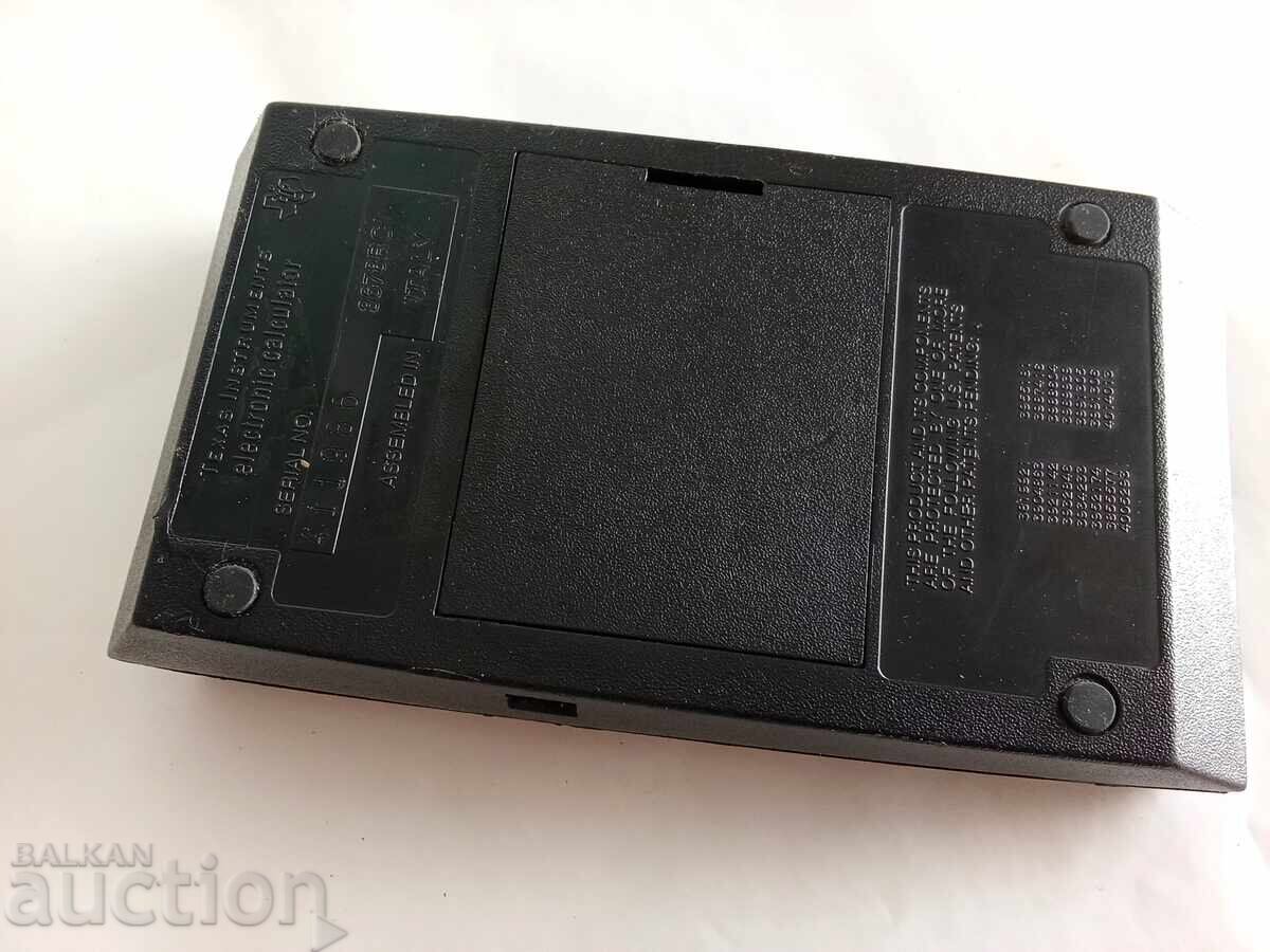 Auction  Texas Instruments TI-30 calculator from 1976
