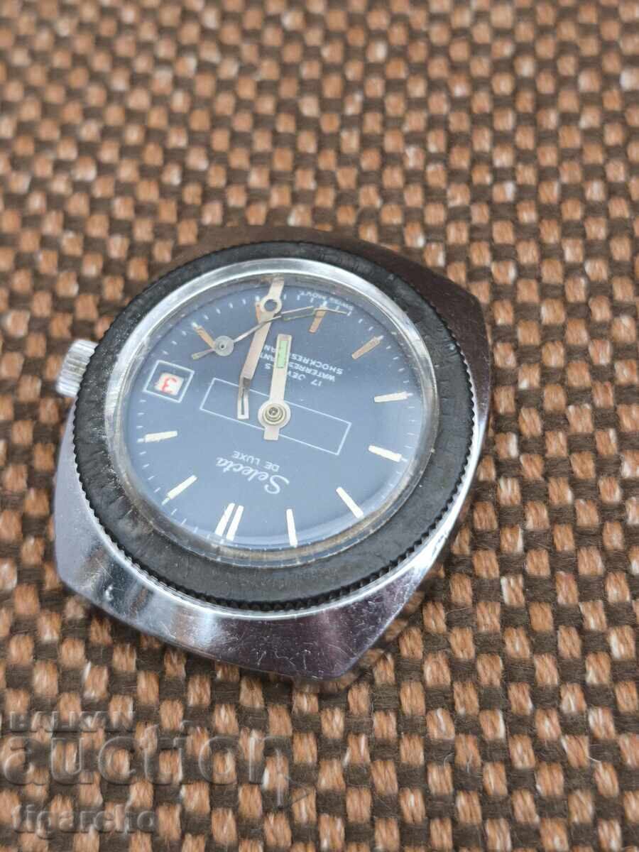 Часовник Selecta с цена € 34.00 | 66.50 лв.