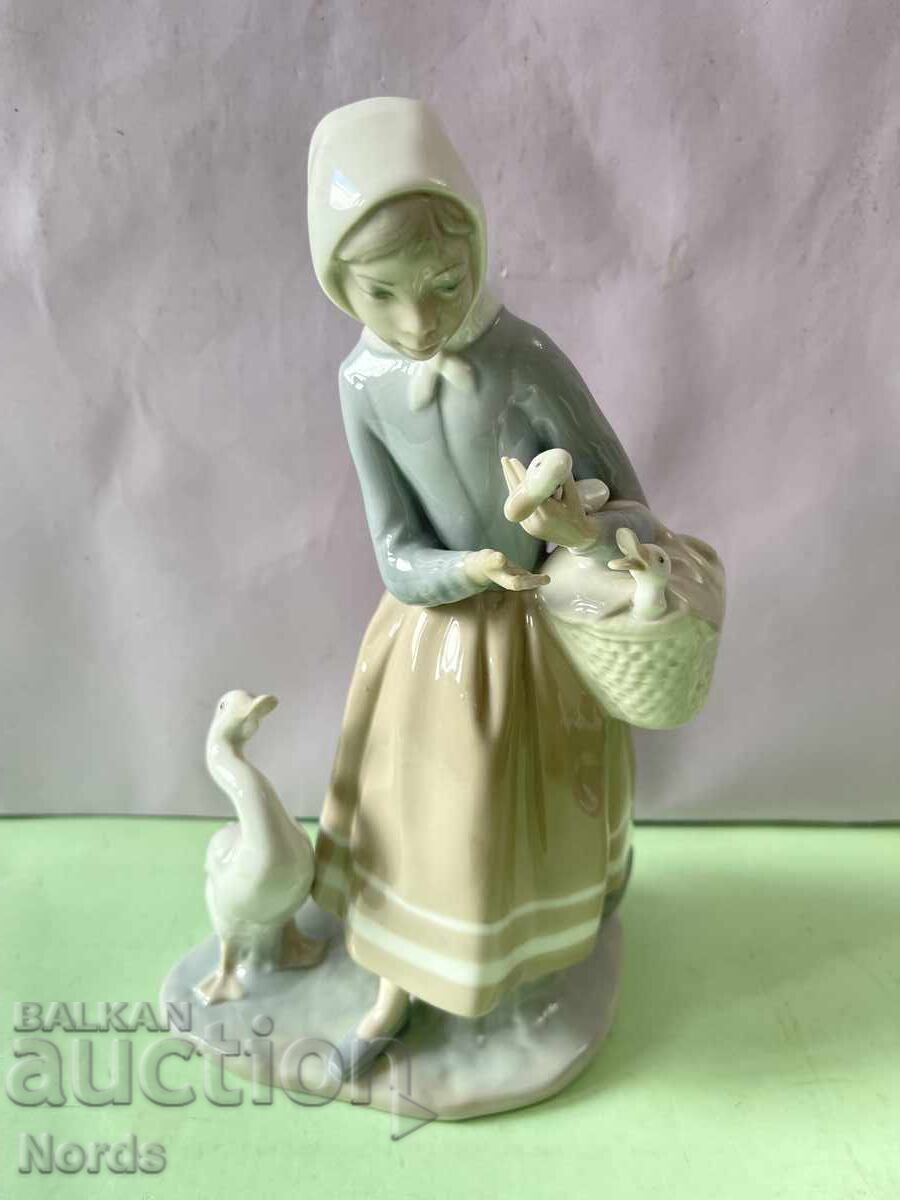LLADRO Ισπανική πορσελάνινη φιγούρα