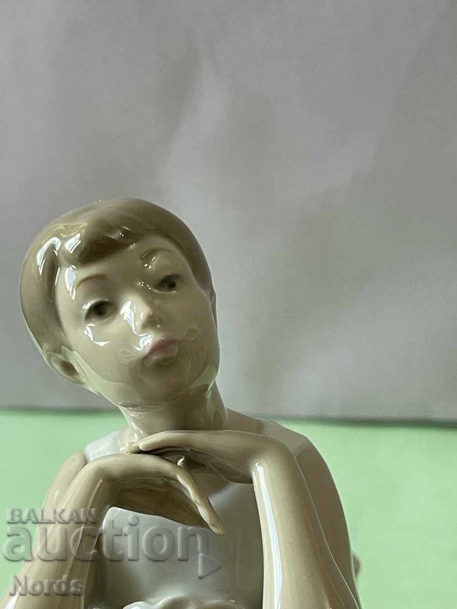Balerină din porțelan NAO - 7 Balerină din porțelan NAO - 7