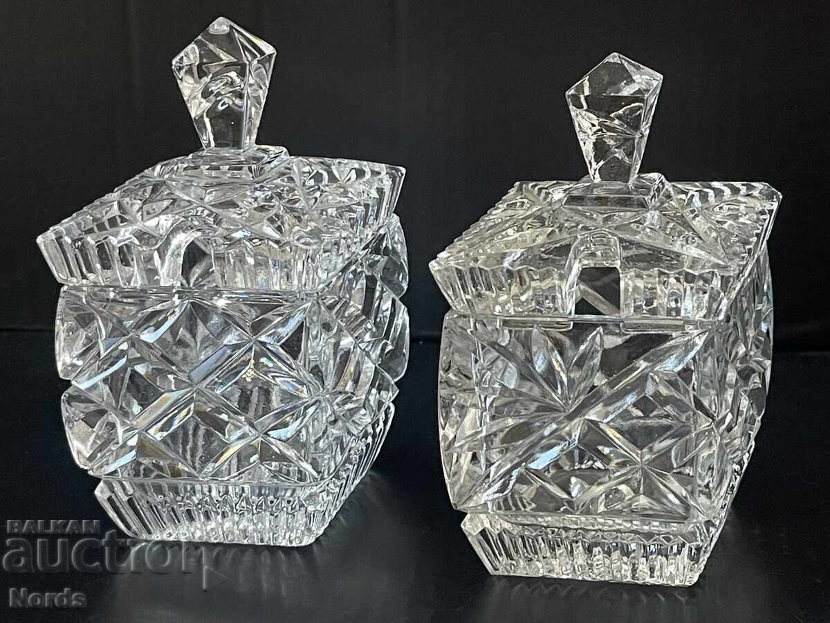 Zaharnițe frumoase din cristal Zaharnițe frumoase din cristal