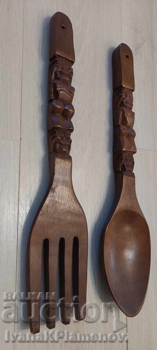 Wood carvings for connoisseurs, two pieces - 6