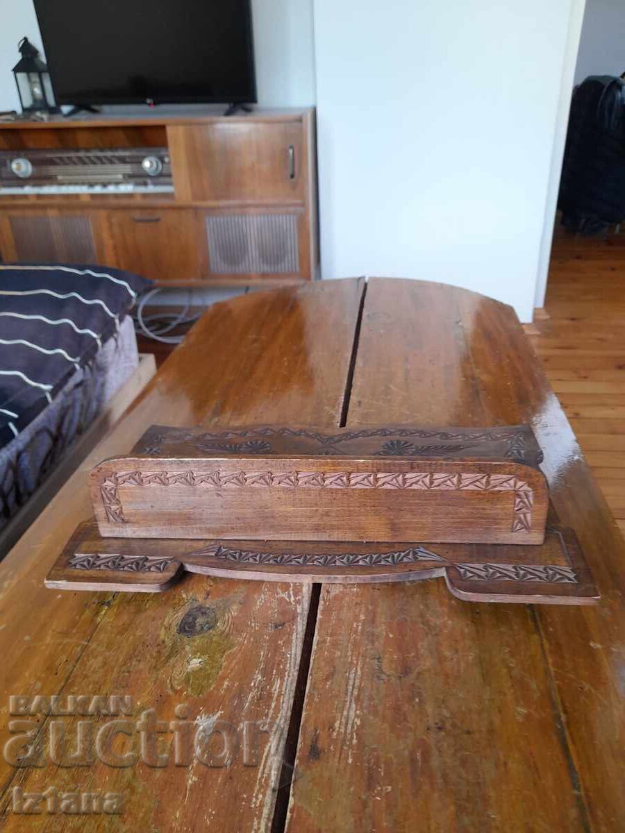 Old stand, shelf, shelf