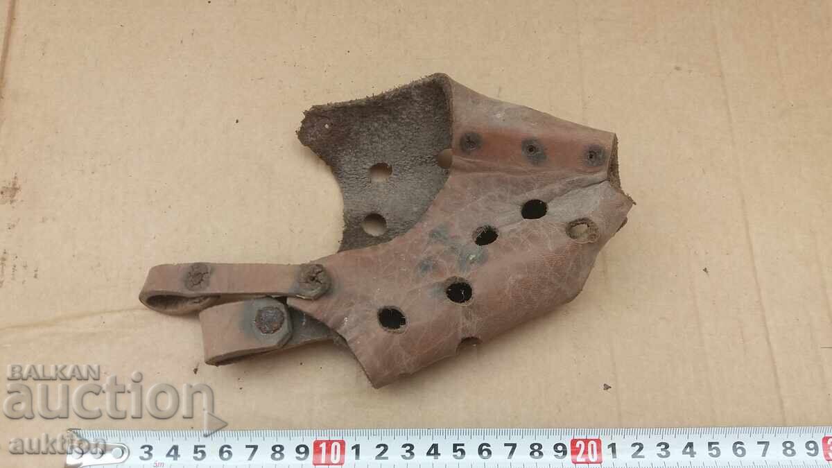 Delivery of LEATHER DOG MUZZLE