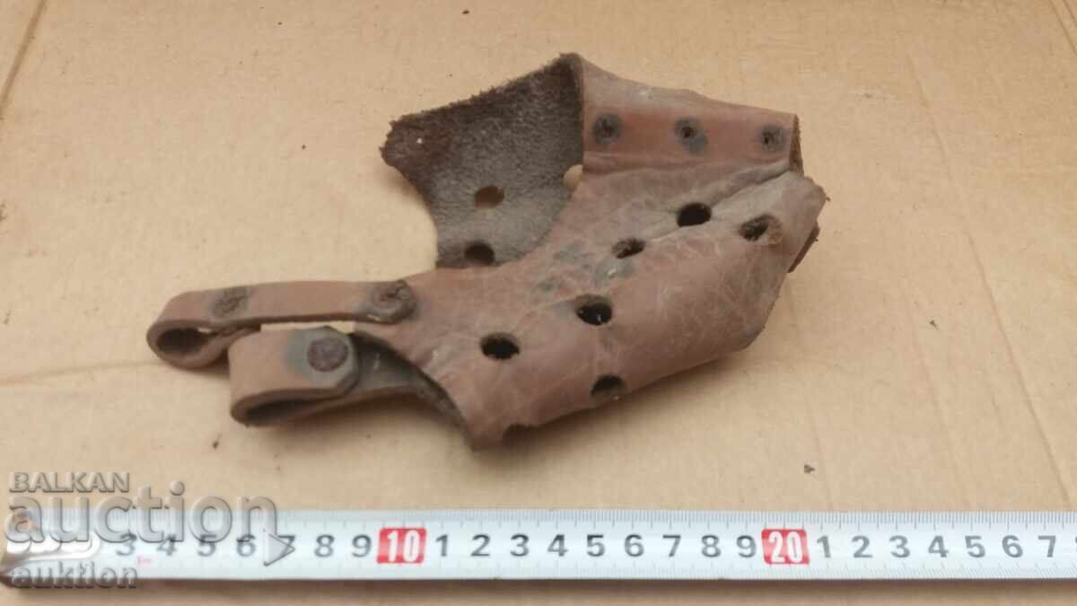 LEATHER DOG MUZZLE - 5