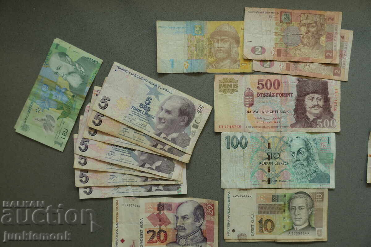 Livrarea LOT 28 BUCĂȚI BANCNOTE STRĂINE !
