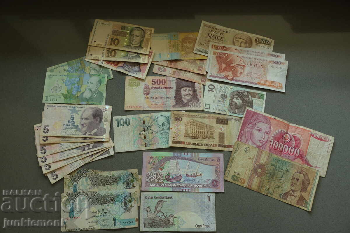 LOT 28 BUCĂȚI BANCNOTE STRĂINE !
