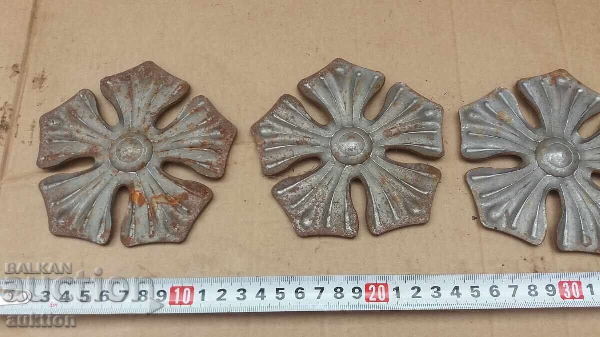 Аукцион МАСИВНИ МЕТАЛНИ ОРНАМЕНТИ 3 БРОЯ