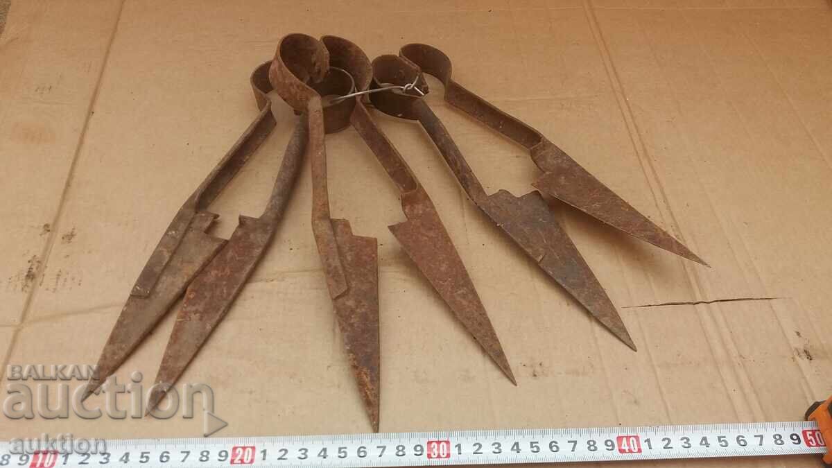 ΠΑΛΙΕΣ ΣΦΥΡΗΛΑΤΕΣ ΨΑΛΙΔΕΣ ΓΙΑ ΚΟΥΡΕΜΑ ΠΡΟΒΑΤΩΝ - 3 ΤΕΜΑΧΙΑ - 5