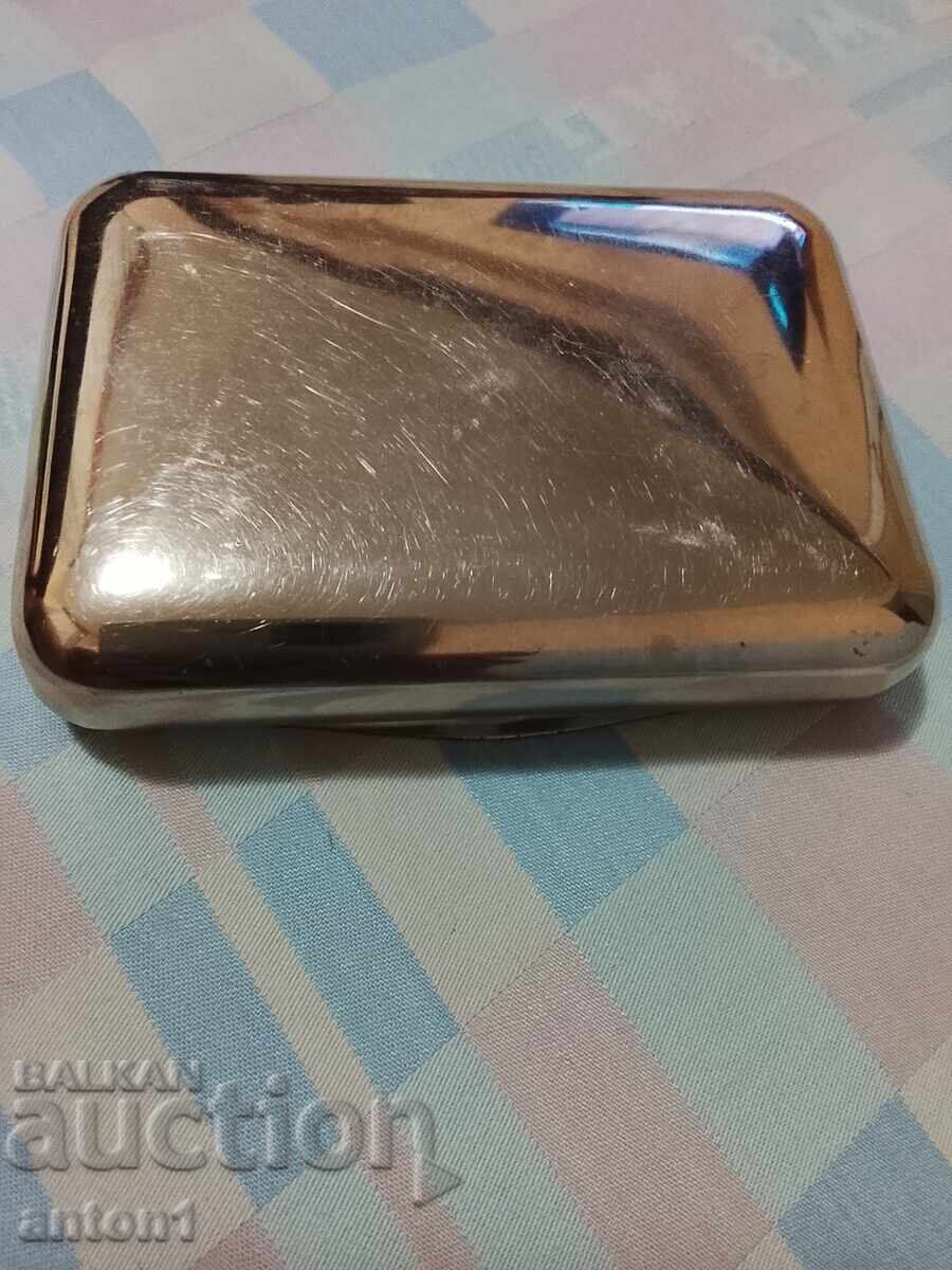 Η ταμπακιέρα - 5 Η ταμπακιέρα - 5