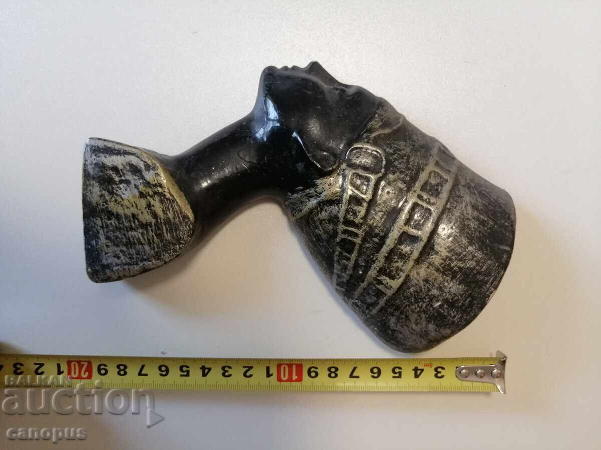Vintage Egyptian Nefertiti figure for wall hanging decor - 5