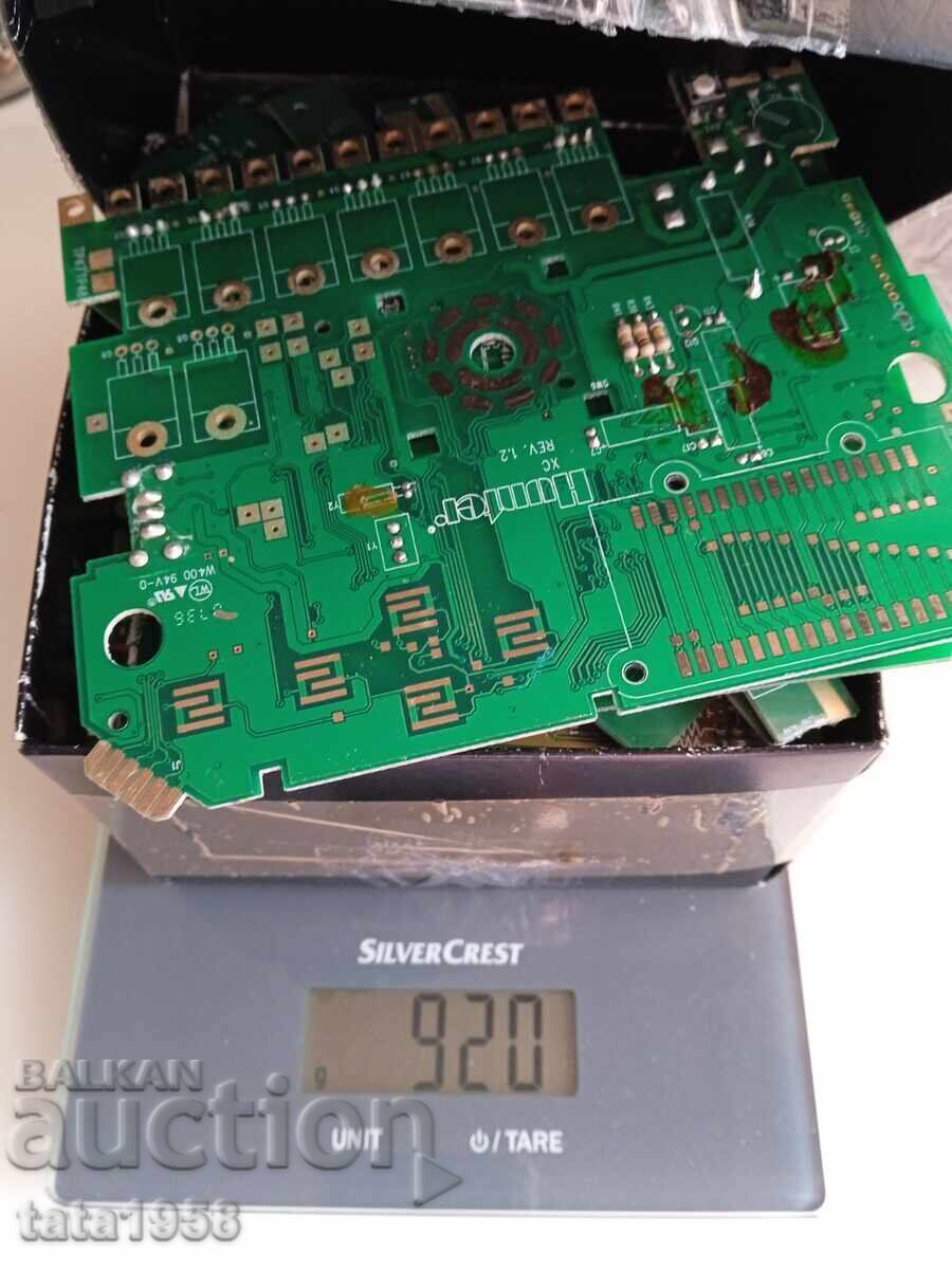844 gr. Elektronni otpadŭtsi sŭs sŭdŭrzhanie na zlato με τιμή € 215.00 | 420.50 BGN