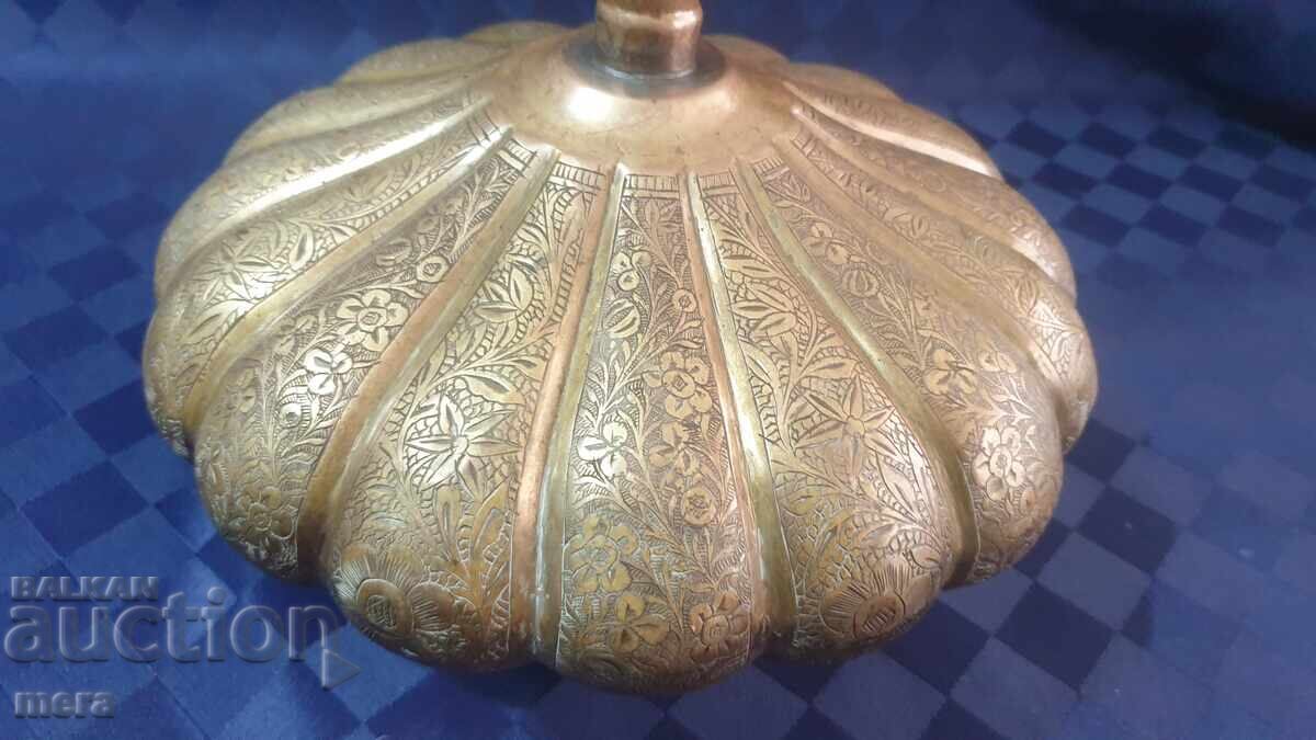 Старинен бронзов съд с цена € 110.00 | 215.14 лв.
