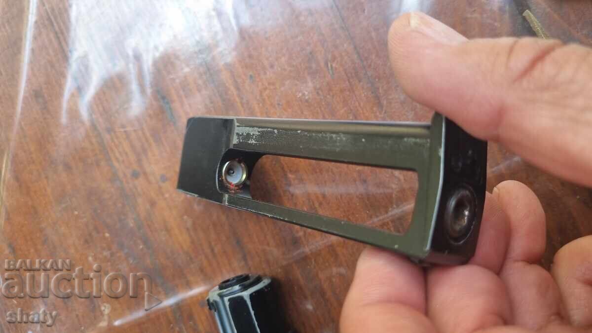 Makarov pistol with gas cylinder and BBs - 6