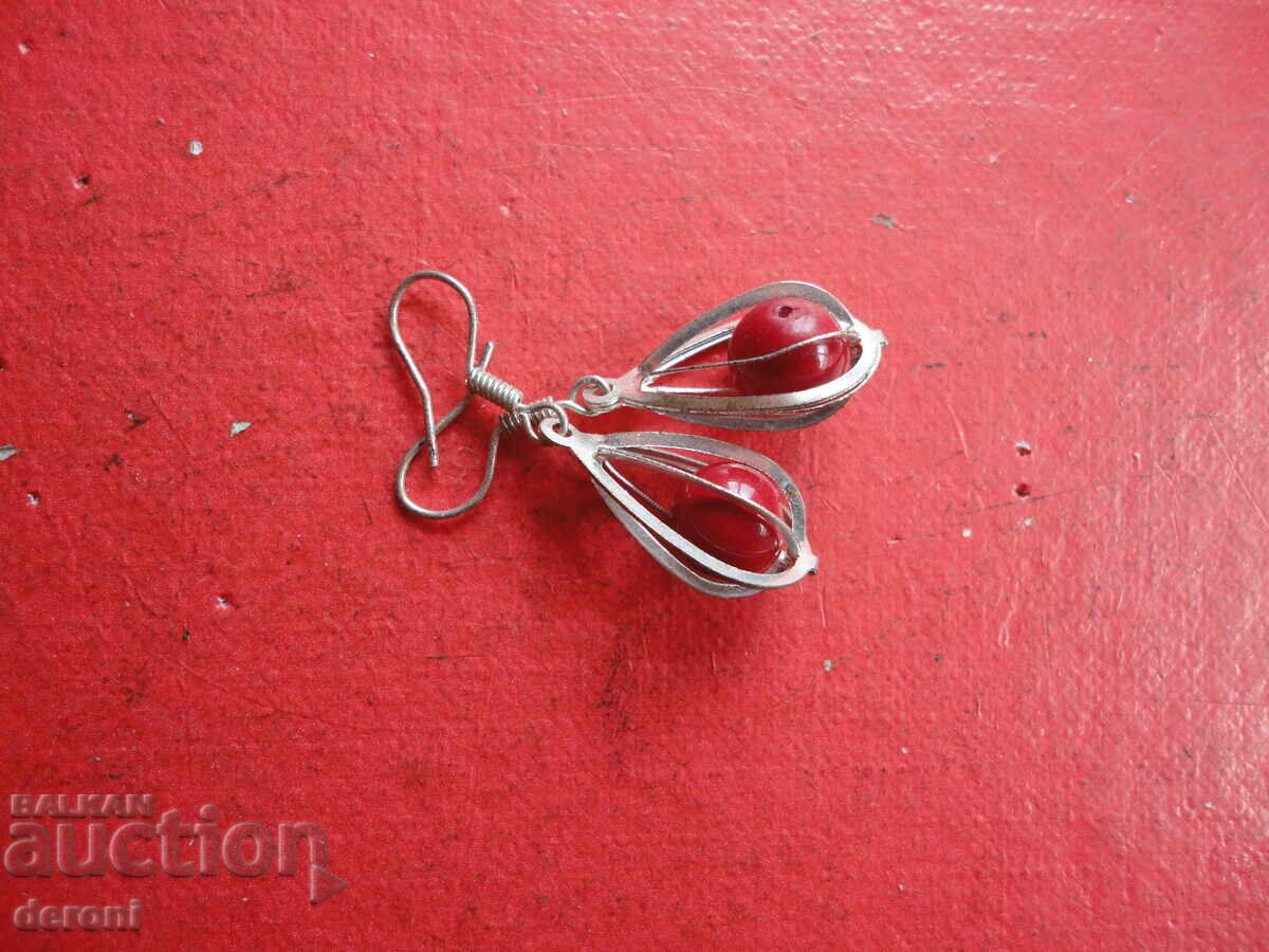 Delivery of Silver-plated earrings with stones 5