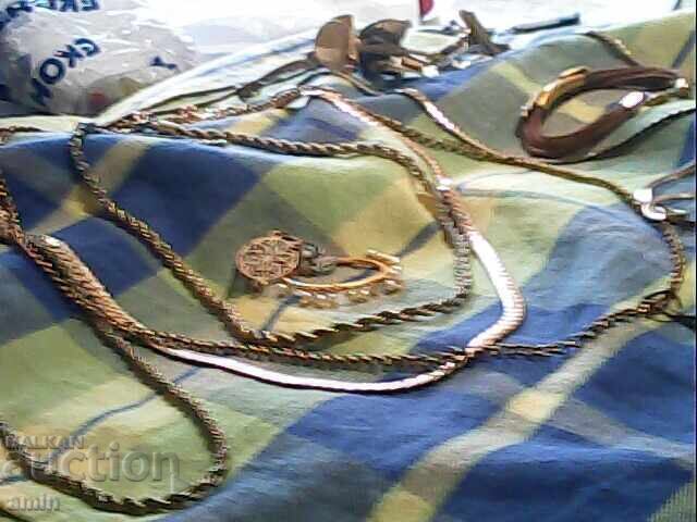 Lot of gold-plated jewelry approx. 150g