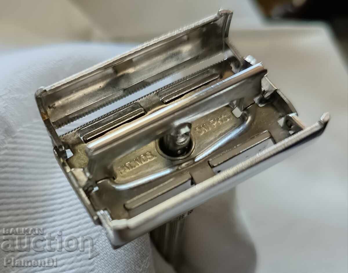 Gillette Slim Adjustable Razor - 1968 USA - 5