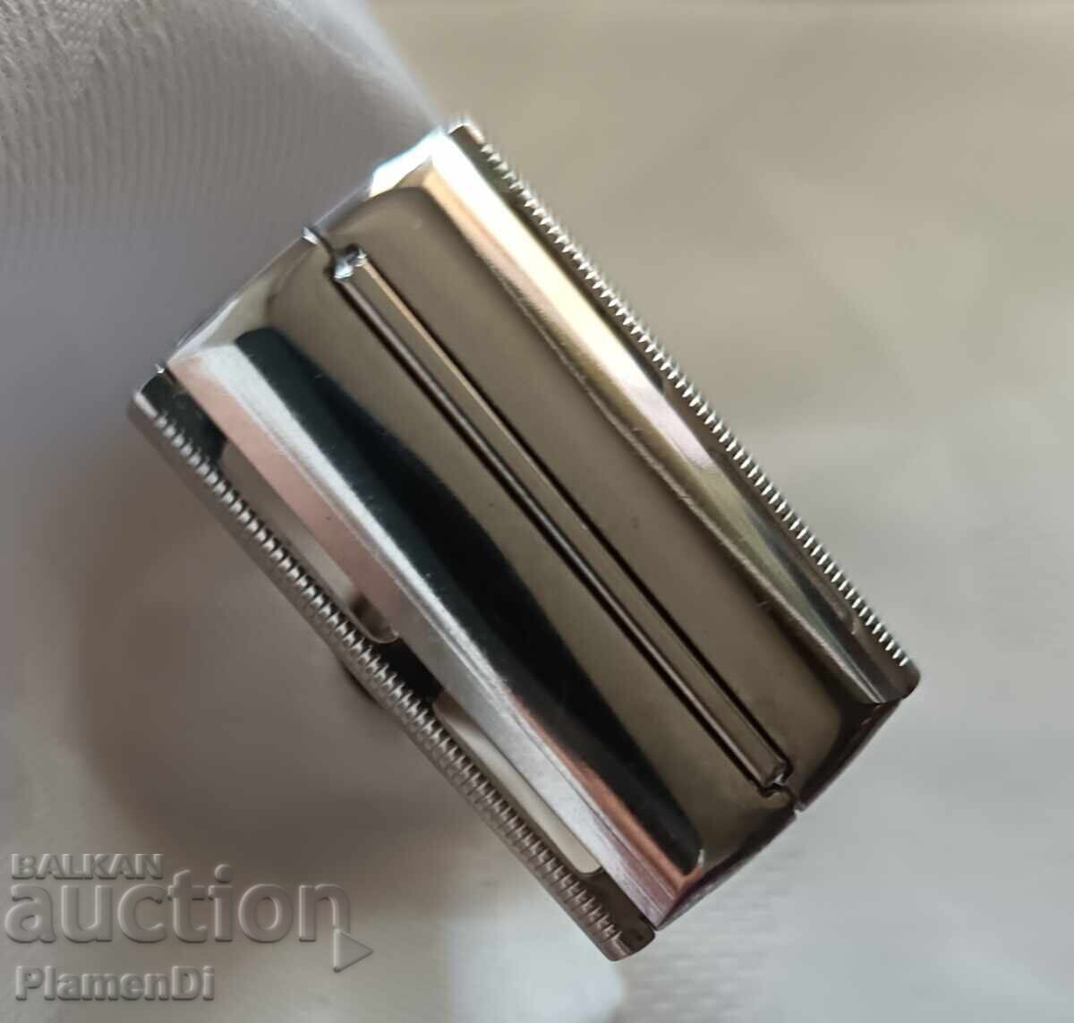 Gillette Slim Adjustable Razor - 1968 USA - 7
